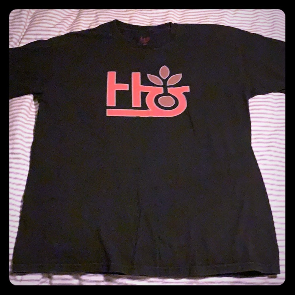 Tee shirt